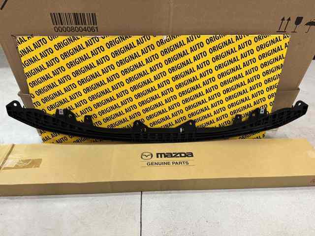 Alerón parachoques delantero Mazda BCKA500S0B precio, desde 39,36 EUR