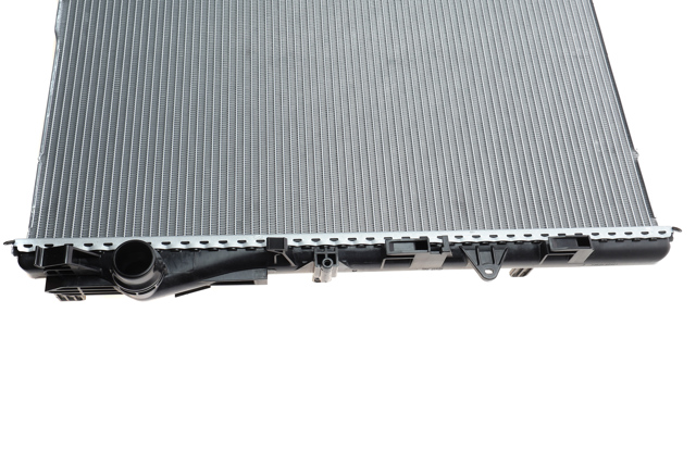 Radiador de água Mercedes A9075001200