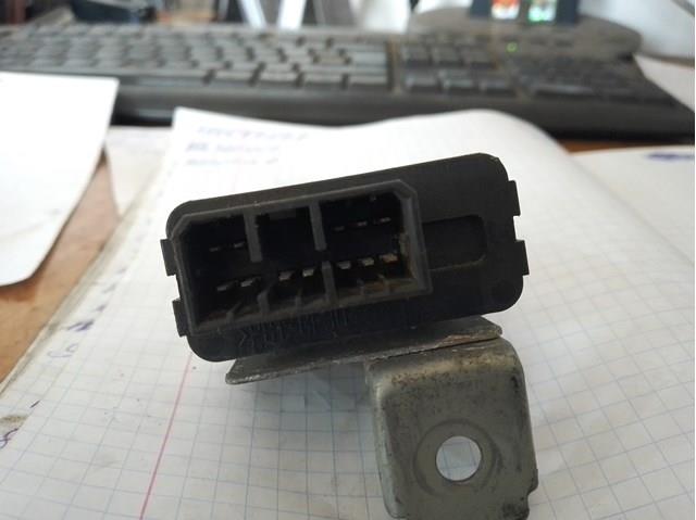 Alarma de la unidad de control (ECU) MITSUBISHI MR587326