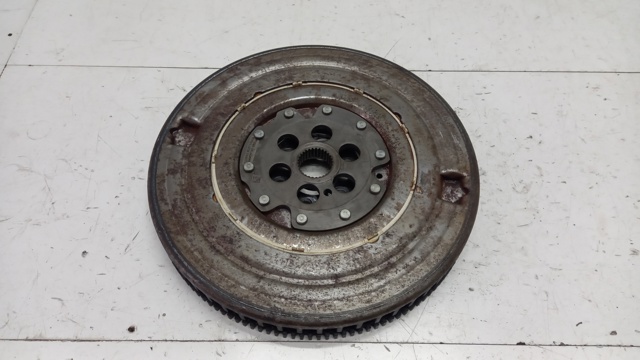 Motor de volante Mercedes A2820301400 precio, desde 297,66 EUR