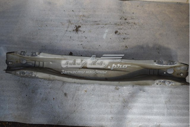 31395572 Volvo Refuerzo de parachoques trasero