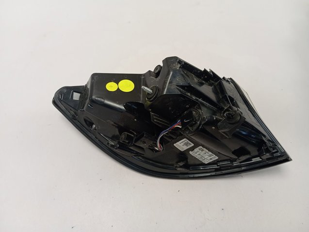 Piloto trasero exterior derecho Renault (RVI) 265501807R precio, desde 92,56 EUR