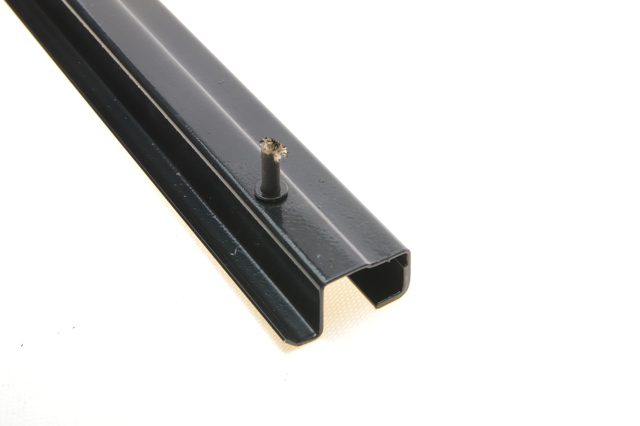 Carril guía central derecho de puerta corrediza Rotweiss RWS2857 precio, desde 200,50 EUR
