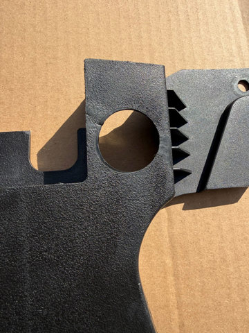 Cubierta del panel frontal (Calibrador De Radiador) Superior Nissan/Infiniti 622405NA0A