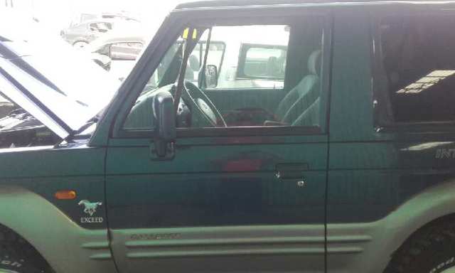  Puerta delantera izquierda Hyundai Galloper 