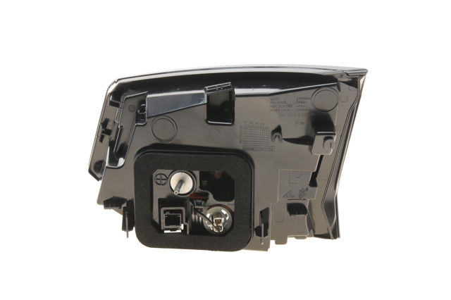 Piloto trasero interior izquierdo 9811027880 Peugeot/Citroen
