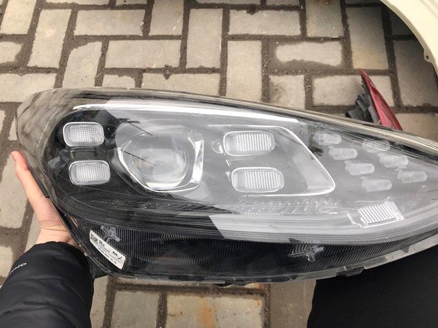 Faro derecho Hyundai/Kia 92102F1500 precio, desde 501,72 EUR