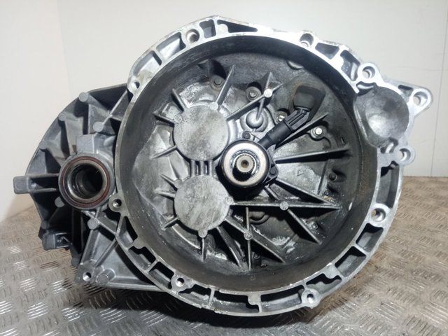 Caja de cambios 6N5R7002AA Volvo