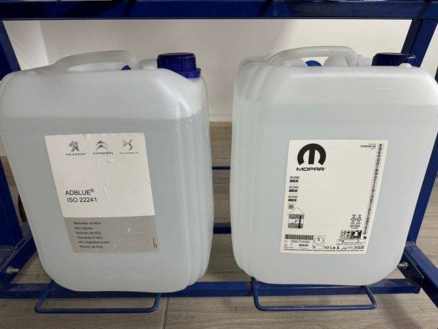 Comprar 1660724480 Peugeot/Citroen AdBlue, urea