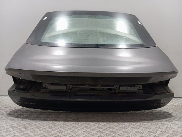  Puerta trasera Peugeot 508 2