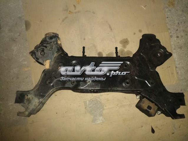 624002K200 Hyundai/Kia Subchasis delantero