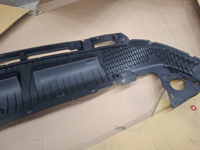 2711367 Ford Protector paragolpes