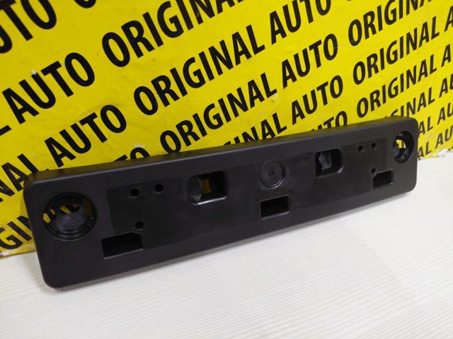 KB9M50171 Mazda Soporte de matricula delantera