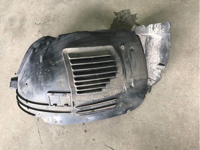  Mercedes 1676901608