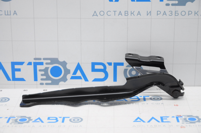 Bisagra izquierda del capó KB7W52420 Mazda
