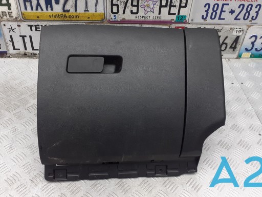 5UT24DX9AB Chrysler tapa de guantera