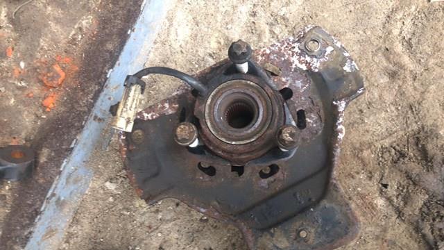 Buje de rueda delantero 9117622 General Motors