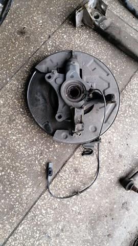 Cubo de rueda delantero PEUGEOT 3307A2