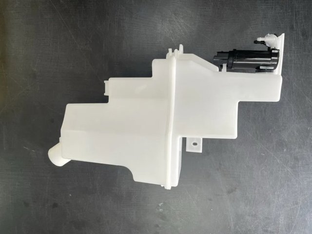 Deposito de agua de limpiaparabrisas Nissan/Infiniti 289106RF0A