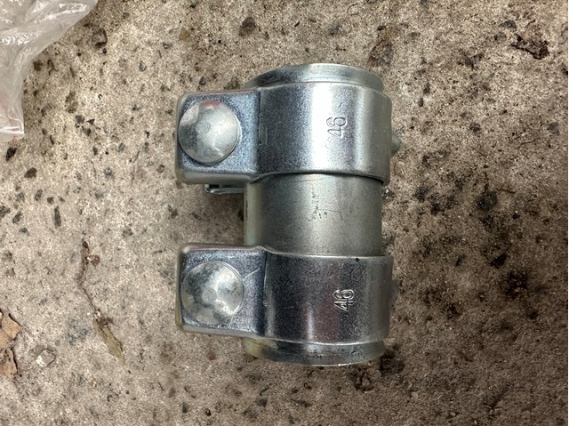 Abrazadera de sujeción delantera ST114946 Starline