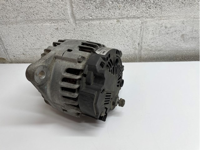 Alternador del motor General Motors 13502582 precio, desde 88,57 EUR