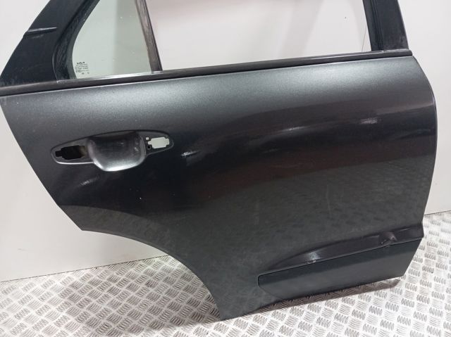 Comprar 77004AT000 Hyundai/Kia Puerta trasera derecha