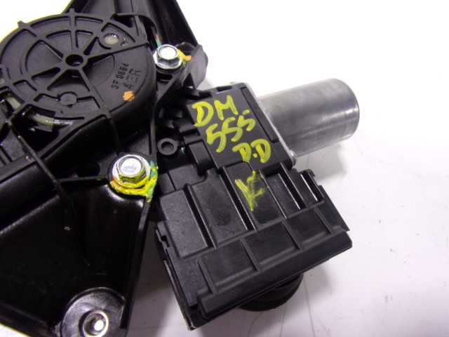 Mecanismo levanta, puerta delantera derecha para Toyota Yaris  P21