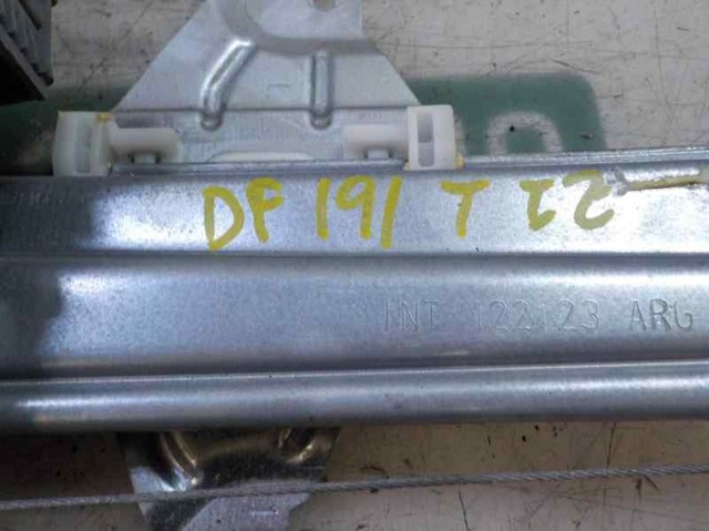 Mecanismo de elevalunas de la puerta trasera izquierda 9802581880 Peugeot/Citroen