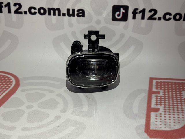 Faro antiniebla derecho 261508990D Nissan/Infiniti