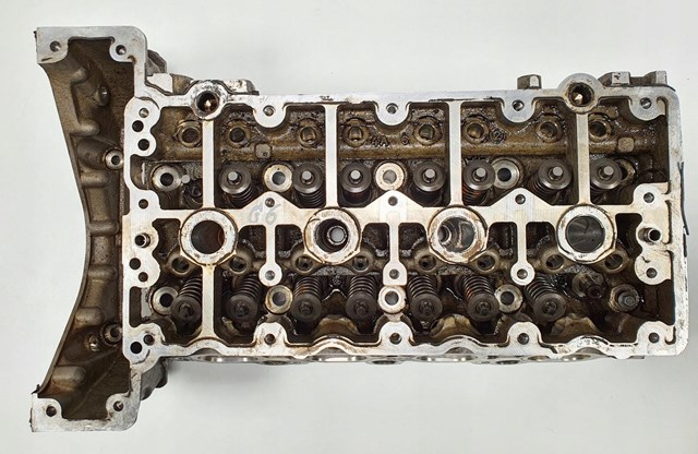 Culata de motor Mercedes R2710161201