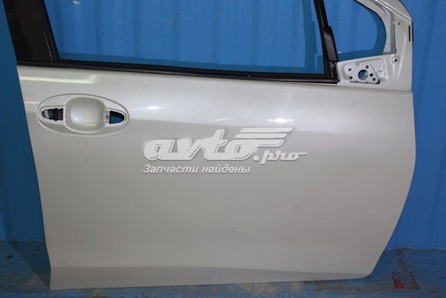 670010D230 Toyota puerta delantera derecha