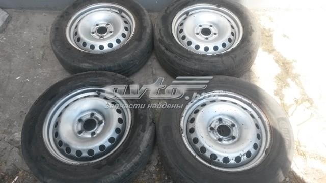 8200454978 Renault (RVI) llantas de acero (estampado)