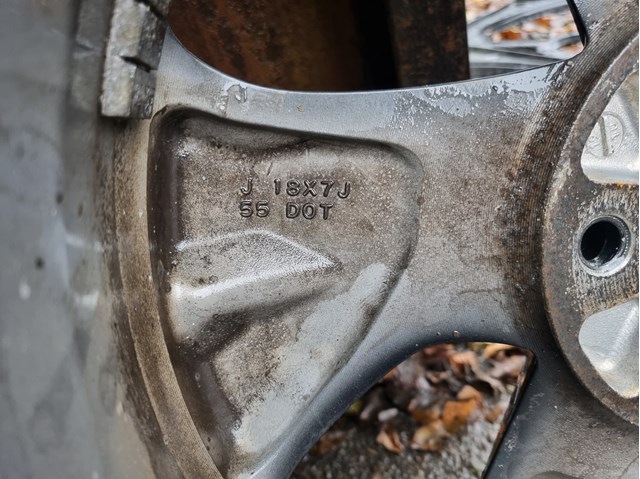 Llantas 28111AN06A Subaru