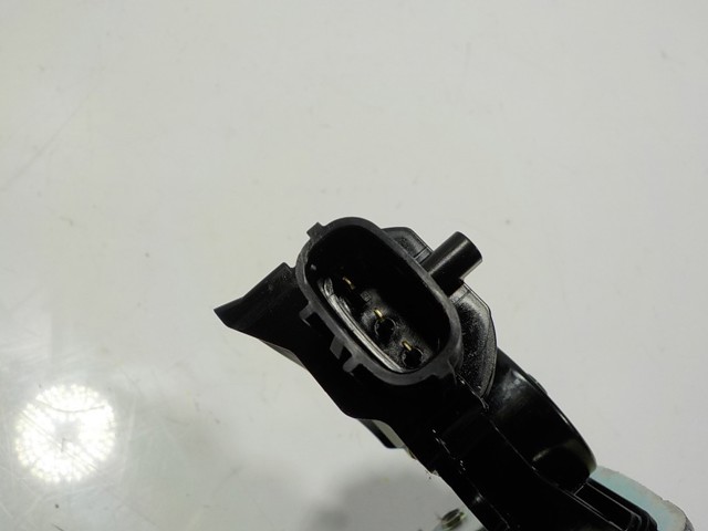  Cerradura de maletero Toyota C-HR 