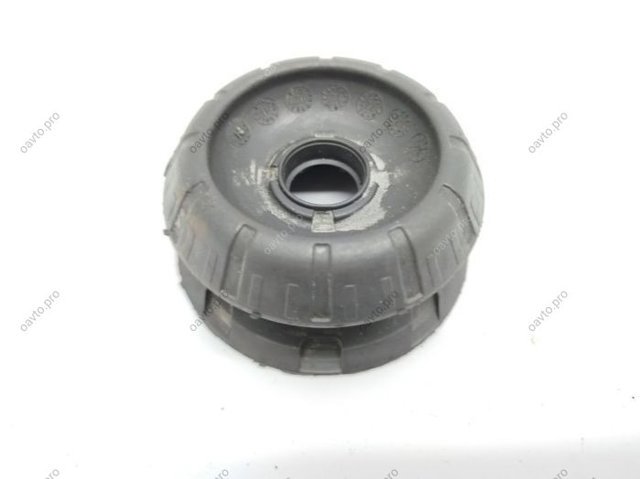 Comprar 543020280R Renault (RVI) Soporte del amortiguador delantero