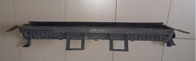 Deflector de aire del radiador Nissan/Infiniti 623305AA0A precio, desde 194,08 EUR