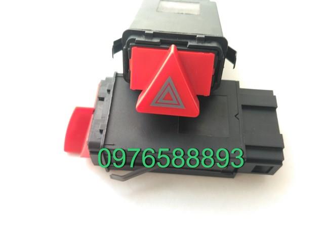 4B0941509D Market (OEM) boton de alarma