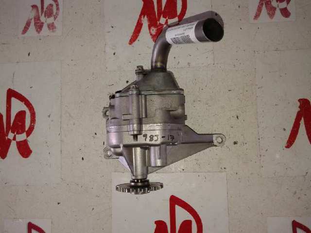 Bomba de aceite del motor Mercedes 6111810201