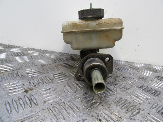 Cilindro maestro de frenos Iveco 21030199 precio, desde 65,34 EUR