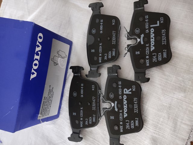 Pastillas traseras Volvo 32379535