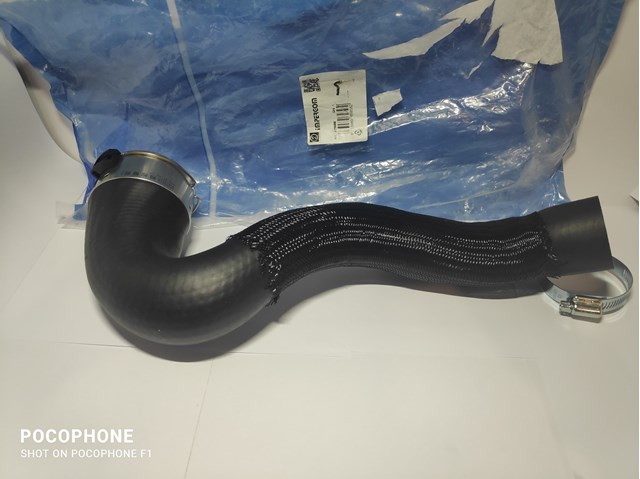 DCR252TT Thermotec tubo flexible de aire de sobrealimentación inferior derecho