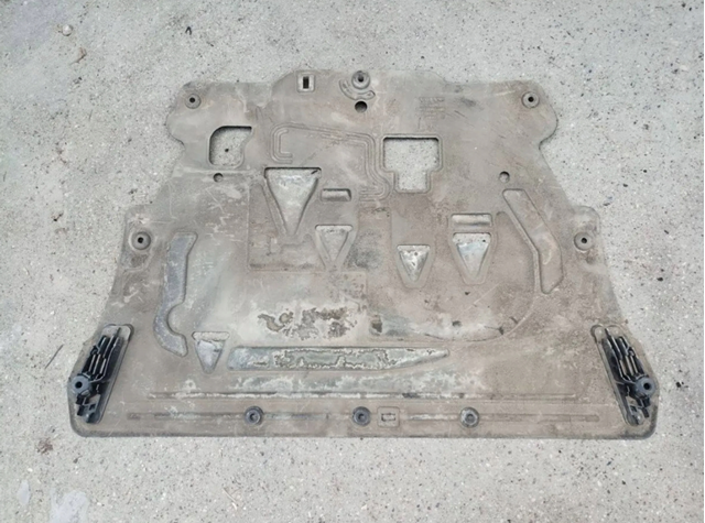 31378306 Volvo Protección de cárter