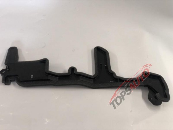 Deflector de aire del radiador 215596MA0A Nissan/Infiniti
