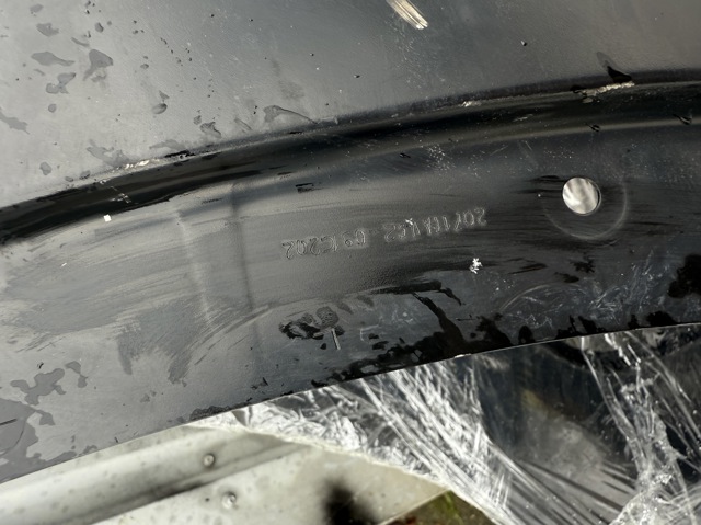 41007492376 BMW Aleta delantera izquierda