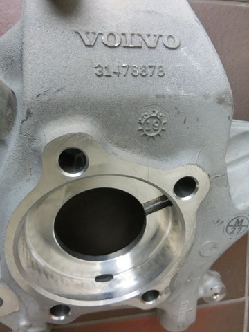 31476878 Volvo Mangueta delantera izquierda