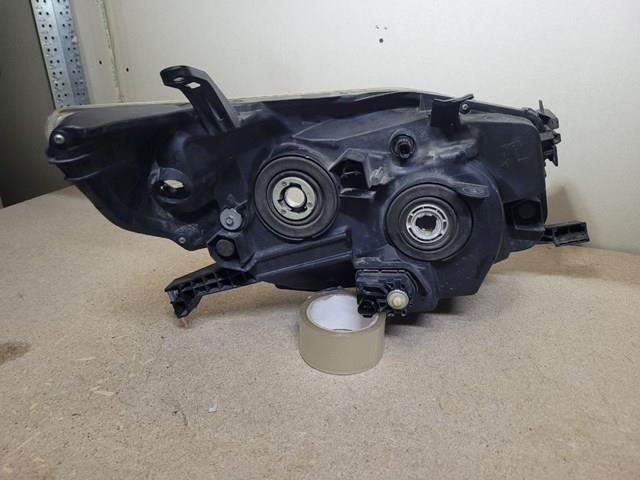 Faro izquierdo 8117060L70 Toyota