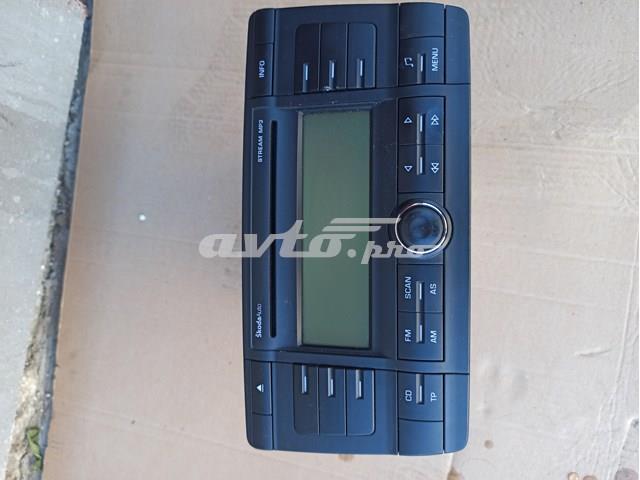Radio AM/FM VAG 1Z0035161C precio, desde 78,41 EUR