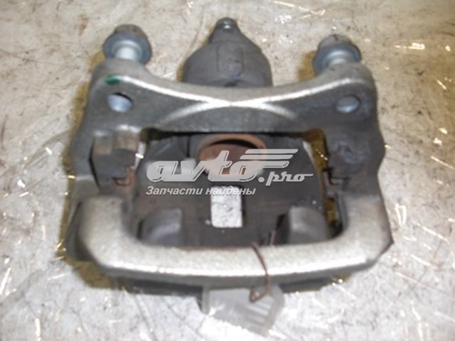 47830-48100 Toyota pinza de freno trasero derecho