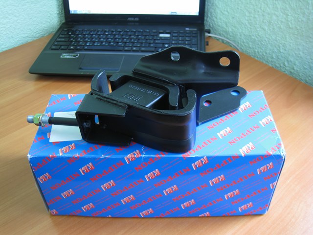 Comprar D1062F RBI Soporte de motor delantero