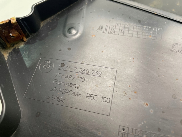 Comprar 7260739 BMW Protector contra salpicaduras del paso de rueda delantero